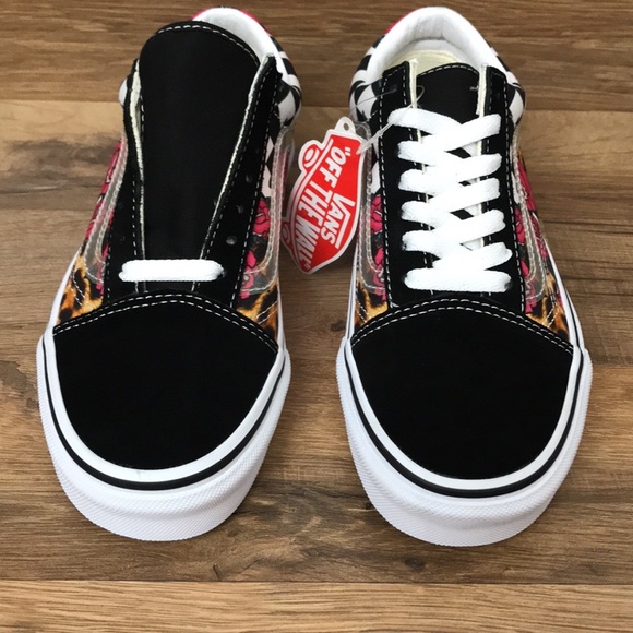 VANS OLD SKOOL BRAND NEW - Picture 8 of 14